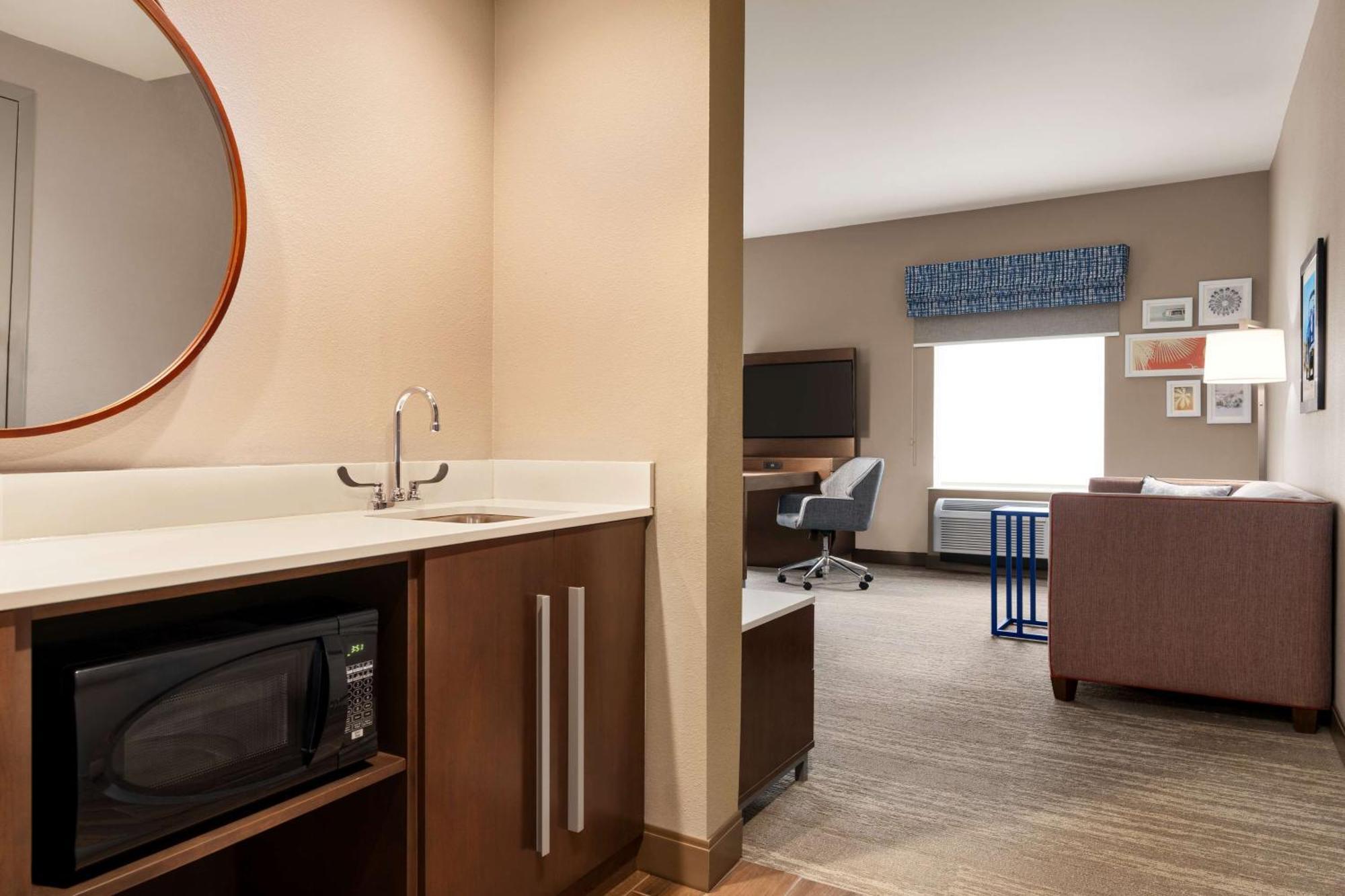 Hampton Inn & Suites Ocean City West Exteriör bild